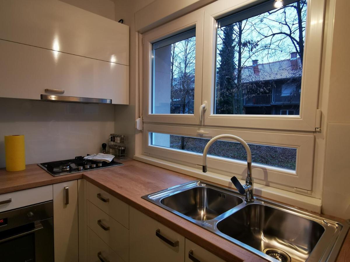 Angela Apartment Zagreb Bagian luar foto