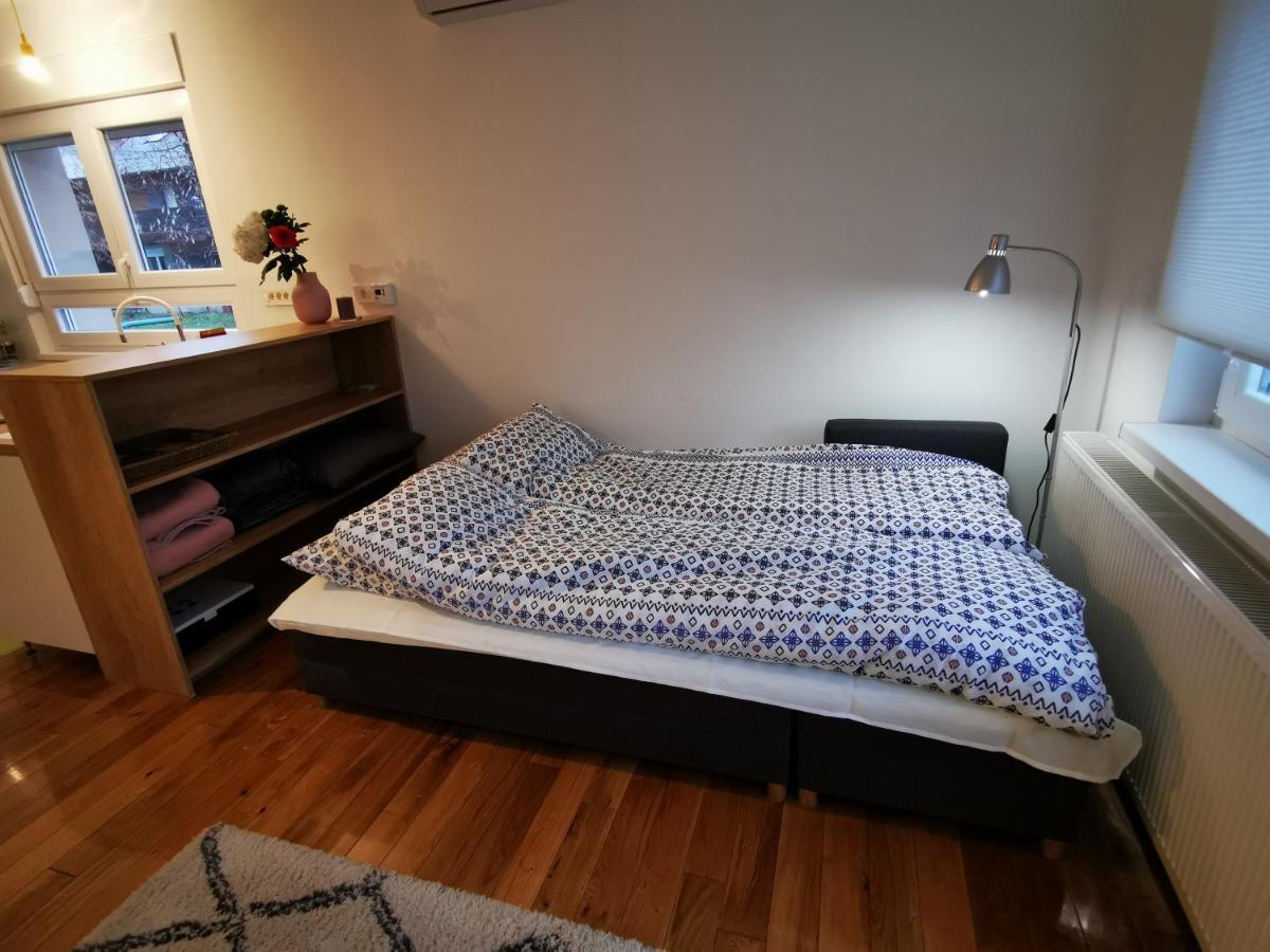 Angela Apartment Zagreb Bagian luar foto