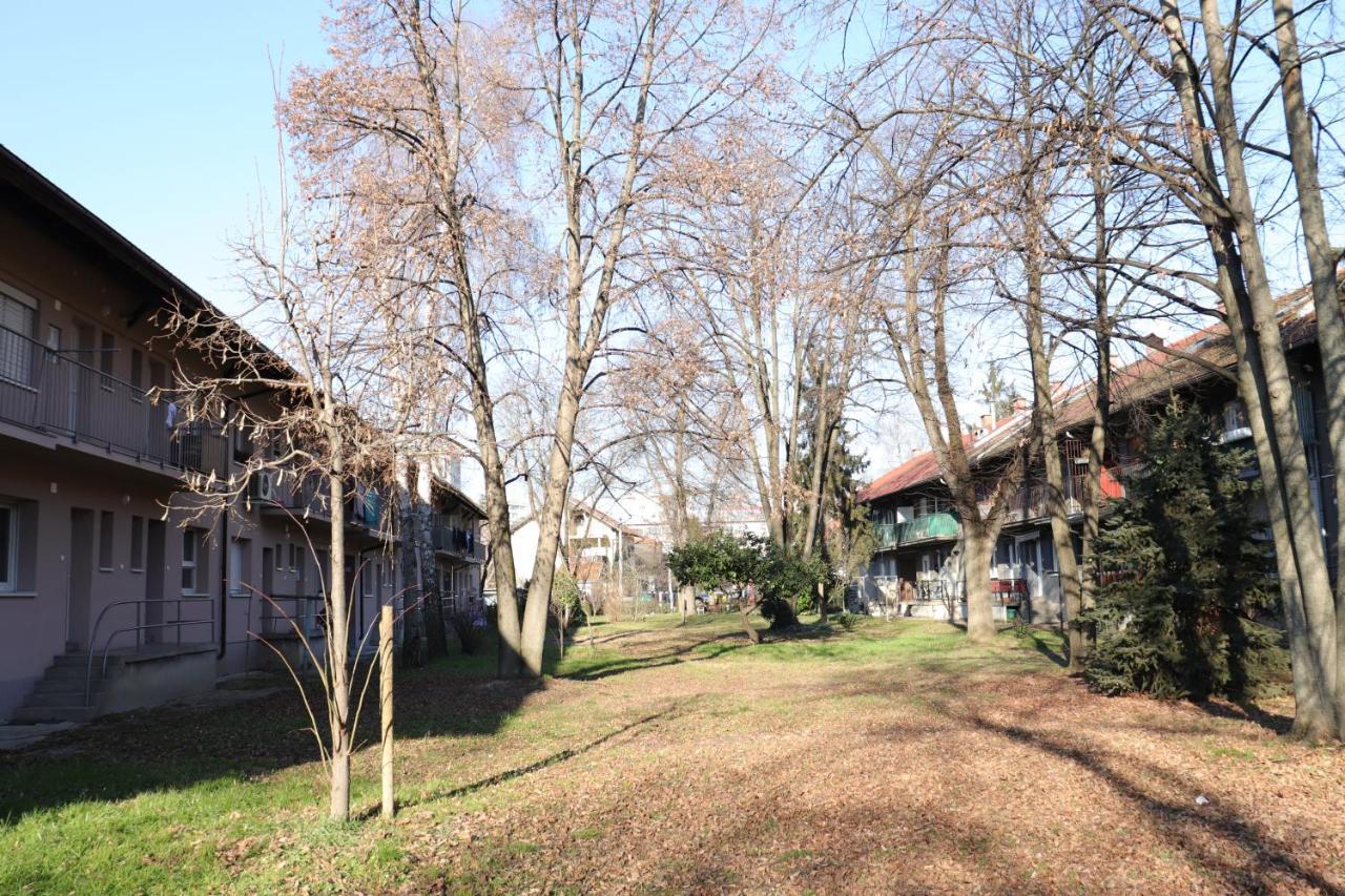 Angela Apartment Zagreb Bagian luar foto