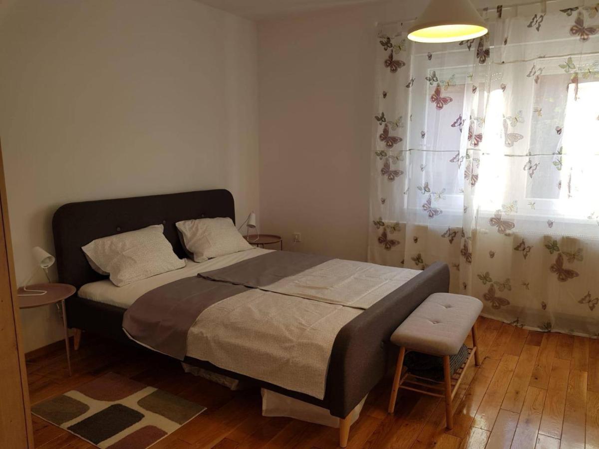 Angela Apartment Zagreb Bagian luar foto