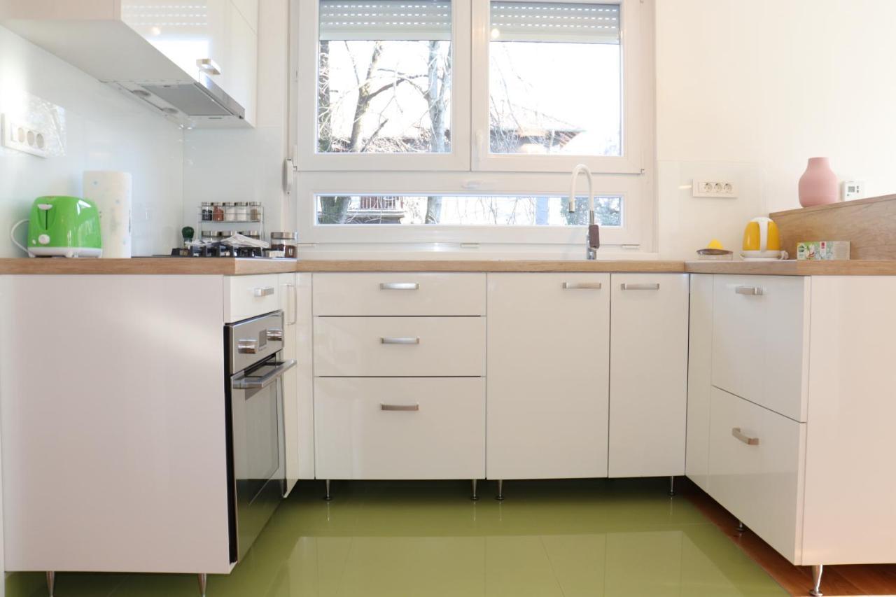 Angela Apartment Zagreb Bagian luar foto